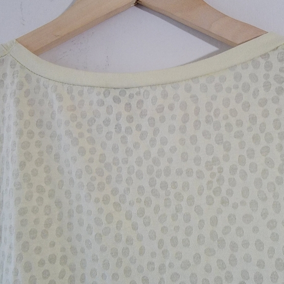 Hering AFRICA Elephant Graphic Tee Sz M Yellow Tan Short Sleeve Sheer Safari - Picture 7 of 10